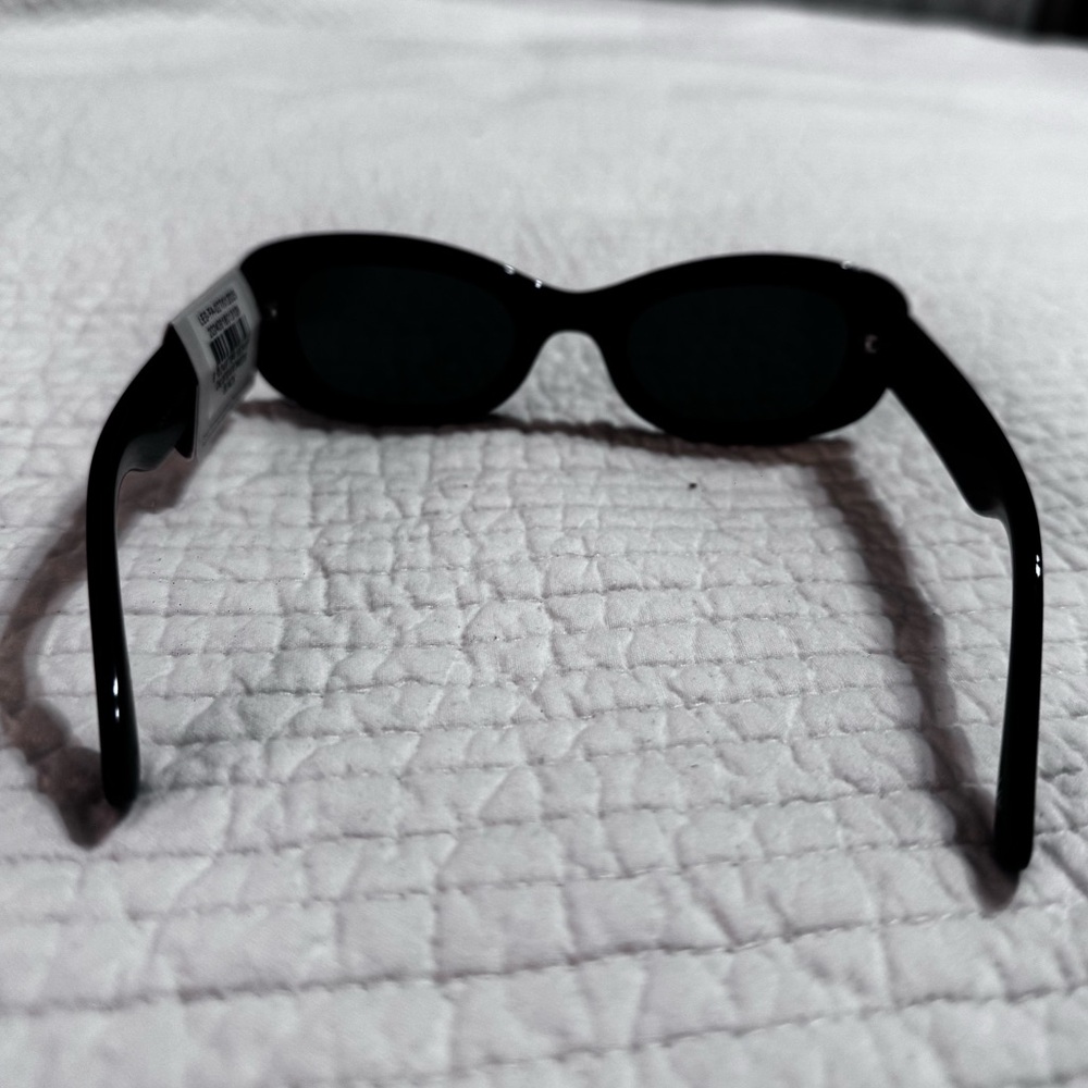 AIRE Black Rectangular Sunglasses - Picture 2 of 7